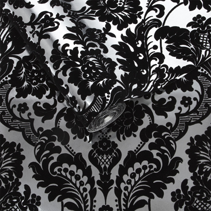 Gothic Damask Flock Black & Silver Wallpaper