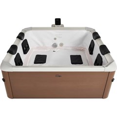 Jet SPA Square Hot Tub