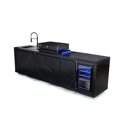High-End Outdoor Kitchen - Black
