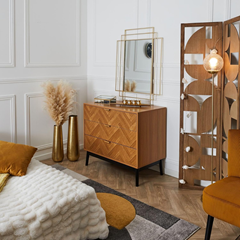 Commode – Brown & Black