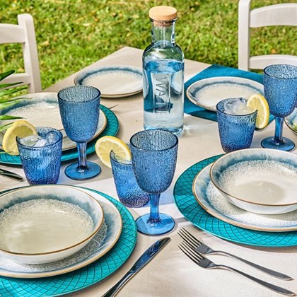 Oasis Porcelain Blue 18-Piece Dinner Set