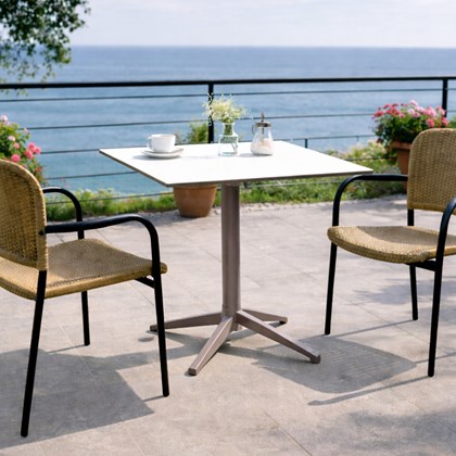 Table Cafe Folding 72H 80x80 – Turtle Dove