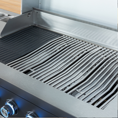 Outdoor Kitchen With Fridge