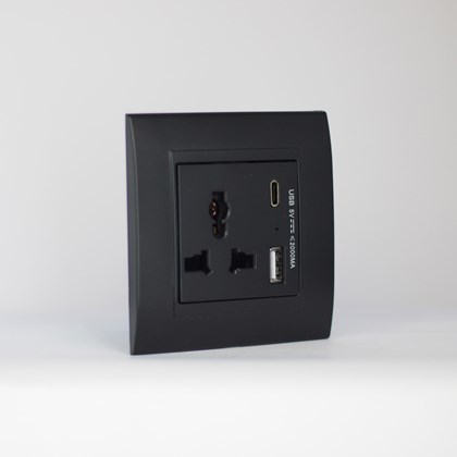 1 Gang 13 Amp Socket Usb-C