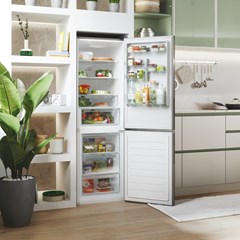 Fresco 341L Fridge-Freezer Stainless Steel