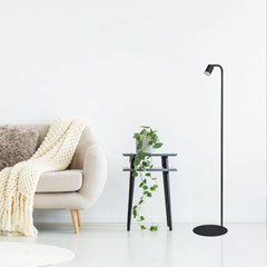 Logan Floor Lamp Black