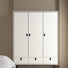 Ry Wardrobe with 3 doors &  3 drawers