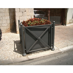 Artistic steel street planter
