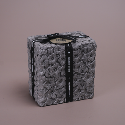 Fjura Square XL Candle