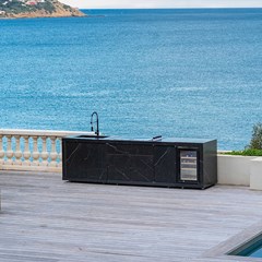 High-End Outdoor Kitchen - Black