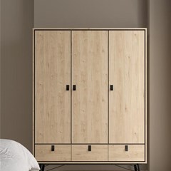 Ry Wardrobe with 3 doors & 3 drawers