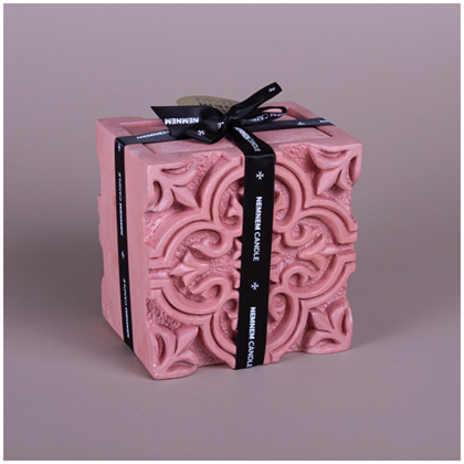 Large Square Jar Full Pink Crem Caramel