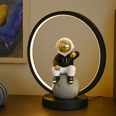 Astronaut Table Lamp Planet