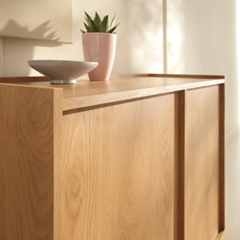 Bedside Table – Caramel Oak