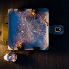 Amber Aero Plus 6-Person Spa With Jets, Bubbles & LED