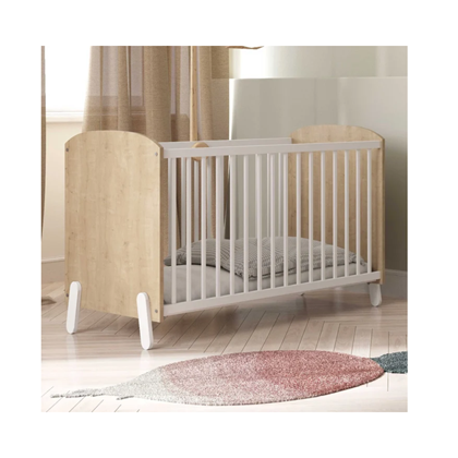 Cute Baby Crib – Brown & White