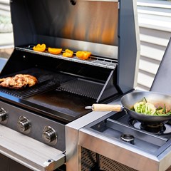 BeefEater 1500 Series 4 Burner W Trolley