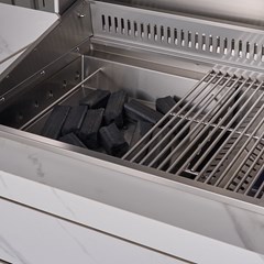 High-End Outdoor Kitchen - White