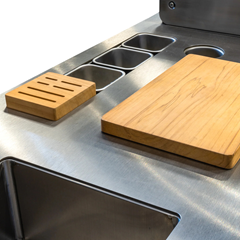 Outdoor Kitchen With Fridge