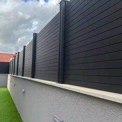 Outdoor Fence - Carbon Black